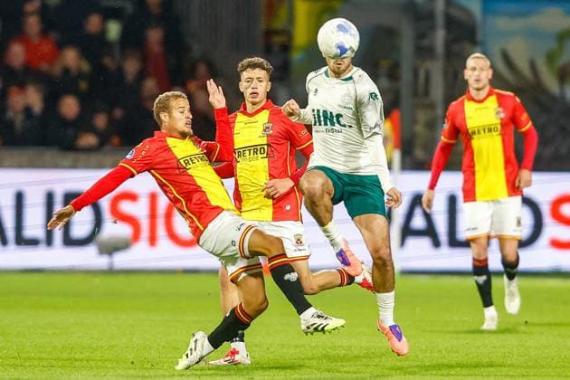 DEVENTER , 26-10-2025 , Stadium De Adelaarshorst , season 2025 2026 , Dutch Eredivisie football . match between Go Ahead Eagles and Excelsior Rotterdam, Picture shows GA Eagles player Kenzo Goudmijn Go Ahead Eagles - Excelsior  x31706394x Copyright: