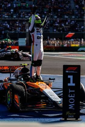 F1 - MEXICO CITY GRAND PRIX 2025 04 NORRIS Lando (gbr), McLaren F1 Team MCL39, action celebration during the 2025 Formula 1 Mexico City Grand Prix, 20th round of the 2025 FIA Formula One World Championship, WM, Weltmeisterschaft from October 24 to 26, 2025 on the Autodromo Hermanos Rodriguez, in Mexico City, Mexico - Mexico CityMexico  Copyright: xJavierxJimenezx