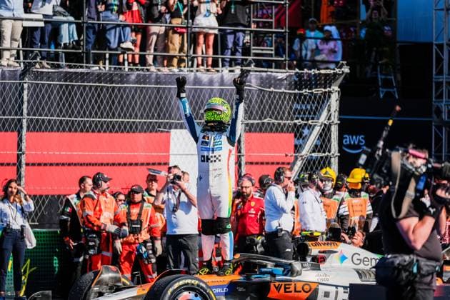 Formula?1 Gran?Premio?de?la?Ciudad?de? México?2025 Remy Midez OVERTAKE MAXPPP - Mexico?City 27 10 2025 04 NORRIS Lando (gbr), McLaren F1 Team, portrait winner of the Formula?1 Gran?Premio?de?la?Ciudad?de?México?2025, the 20th round of the 2025 FIA Formula?1 World Championship, WM, Weltmeisterschaft at the Autódromo?Hermanos?Rodríguez in Mexico?City, Mexico, from 23 to 26 October 2025 Mexico?City Autódromo Hermanos Rodríguez Mexico  Copyright: xOVERTAKE MAXPPPxRemyxMidezx OVT202510266240 OVT202510266240