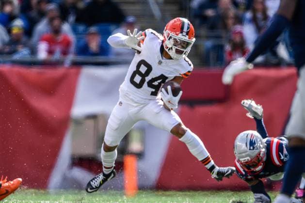 October 26, 2025; Foxborough, Massachusetts, USA; Cleveland Browns wide receiver Gage Larvadain (84) runs with the ball during the first half of the game between the Cleveland Browns and the New England Patriots at Gillette Stadium, in Foxborough, Massachusetts. CSM Foxborough United States of America - ZUMAc04_ 20251026_zma_c04_148 Copyright: xEricaxDenhoffx