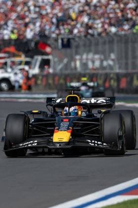 Max Verstappen driving Red Bull Racing RB21 during F1 Grand Prix of Mexico at Autodromo Hermanos Rodriguez on October 26, 2025 in Mexico City, Mexico. Copyright: xRichardxCallis SPPx Sportspressphoto_SPR52155