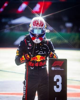 F1 - MEXICO CITY GRAND PRIX 2025 VERSTAPPEN Max (ned), Red Bull Racing RB21, portrait during the 2025 Formula 1 Mexico City Grand Prix, 20th round of the 2025 FIA Formula One World Championship, WM, Weltmeisterschaft from October 24 to 26, 2025 on the Autodromo Hermanos Rodriguez, in Mexico City, Mexico - Mexico CityMexico  Copyright: xFLORENTxGOODENx
