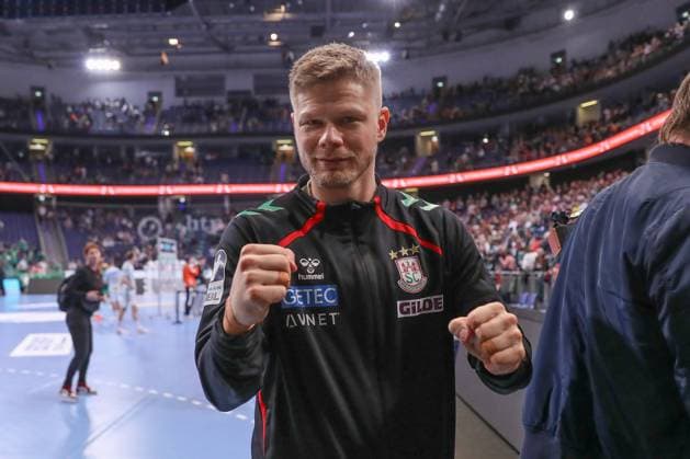 26.10.2025, xgox, Handball - Daikin HBL, TSV Hannover-Burgdorf - SC Magdeburg emspor, v.l. Sebastian Barthold (Magdeburg, 25) Jubel ueber den Sieg, Jubel nach Spielende Hannover