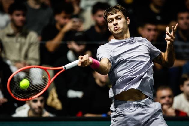 October 27, 2025, Paris, France, France: Flavio COBOLLI of Italy during the first day of the Rolex Paris Masters 1000 tennis tournament at La Defense Arena on October 27, 2025 in Nanterre near Paris, France. Paris France - ZUMAm308 20251027_zsp_m308_010 Copyright: xMatthieuxMirvillex