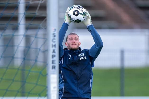 27.10.2025, Fussball, Saison 2025 2026, Training FC Schalke 04, Torwart Loris Karius (FC Schalke 04), Gelsenkirchen Trainingsgelände FC Schalke 04 NRW Deutschland xRHR-FOTO YYx Copyright: RHR-FOTOx RHR-FOTO YY