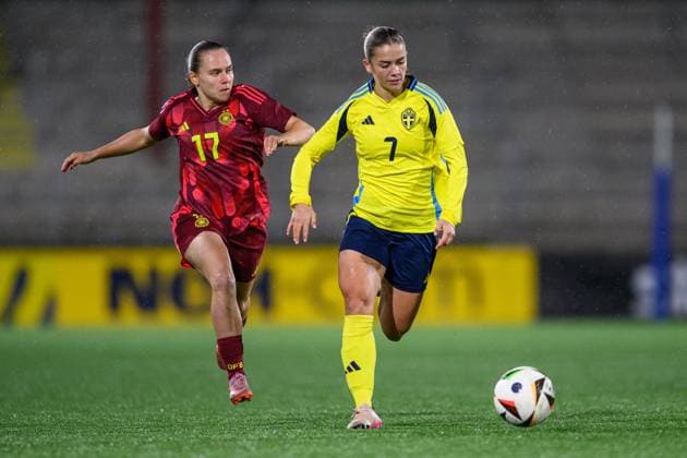 251027 Cora Zicai of Germany and Johanna Renmark of Sweden during the International Friendly, Länderspiel, Nationalmannschaft under-23 football match between Sweden and Germany on October 27, 2025 in Malmö. Photo: Christoffer Borg Mattisson BILDBYRAN COP 261 CB0483 fotboll football soccer fotball u23 under 23 sverige sweden germany dam bbeng landslag Copyright: CHRISTOFFERxBORGxMATTISSON BB251027CB037