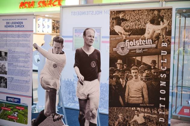 27.10.2025, 125 Jahre Jubiläum Holstein Kiel (KSV) Ausstellungs Eröffnung im Citti-Park Kiel, Fußball, Herren, 2.BL (2. Bundesliga), Saison 2025 2026 Ausstellungsobjekte Kiel Citti-Park Kiel, Einkaufscenter Schleswig-Holstein Deutschland