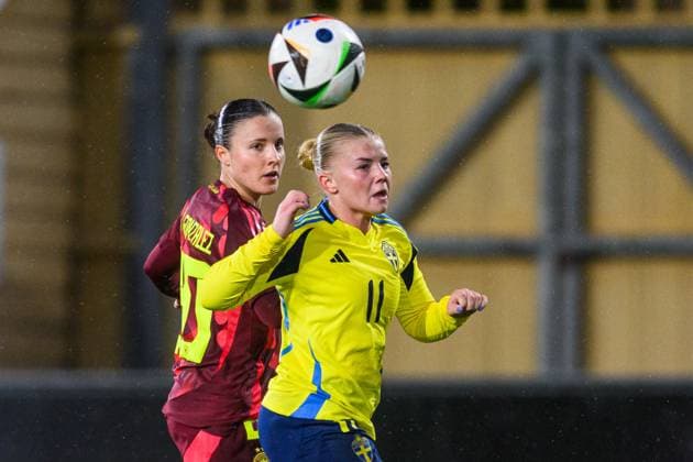 251027 Sofie Zdebel of Germany och Matilda NildÃ n of Sweden during the International Friendly, Länderspiel, Nationalmannschaft under-23 football match between Sweden and Germany on October 27, 2025 in Malmö. Photo: Christoffer Borg Mattisson BILDBYRAN COP 261 CB0483 fotboll football soccer fotball u23 under 23 sverige sweden germany dam bbeng landslag Copyright: CHRISTOFFERxBORGxMATTISSON BB251027CB054
