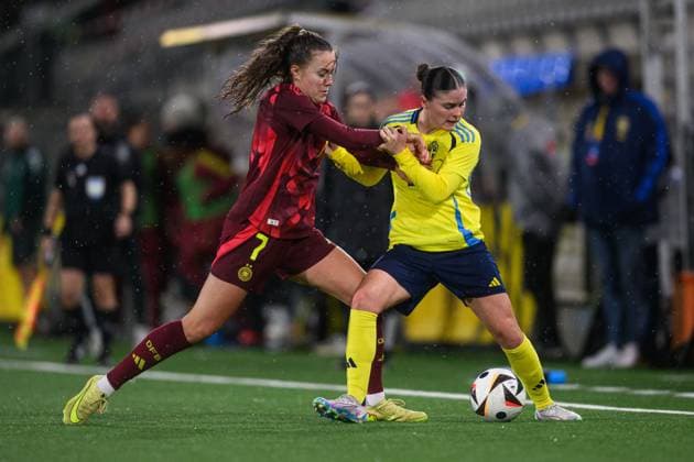 251027 Mara Alber and Dilara Acikgöz of Germany during the International Friendly, Länderspiel, Nationalmannschaft under-23 football match between Sweden and Germany on October 27, 2025 in Malmö. Photo: Christoffer Borg Mattisson BILDBYRAN COP 261 CB0483 fotboll football soccer fotball u23 under 23 sverige sweden germany dam bbeng landslag sverige sweden tyskland germany Copyright: CHRISTOFFERxBORGxMATTISSON BB251027CB103