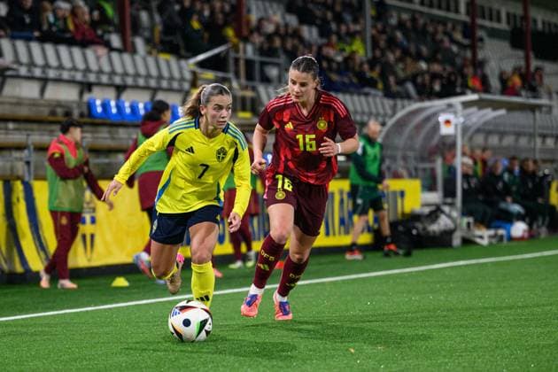 251027 Johanna Renmark of Sweden and Katharina Piljic of Germany during the International Friendly, Länderspiel, Nationalmannschaft under-23 football match between Sweden and Germany on October 27, 2025 in Malmö. Photo: Christoffer Borg Mattisson BILDBYRAN COP 261 CB0483 fotboll football soccer fotball u23 under 23 sverige sweden germany dam bbeng landslag sverige sweden tyskland germany Copyright: CHRISTOFFERxBORGxMATTISSON BB251027CB129