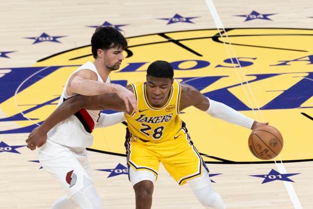 October 27, 2025, Los Angeles, California, USA: Los Angeles LakersÃ¢â‚¬â ¢ Rui Hachimura (28) drives against Portland Trail Blazers Deni Avdija (8) during an NBA, Basketball Herren, USA basketball game, in Los Angeles Monday, Oct. 27, 2025. Los Angeles USA - ZUMAc68_ 20251027_zaf_c68_002 Copyright: xRingoxChiux