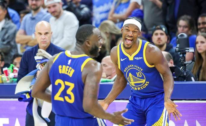 (251028) -- SAN FRANCISCO, Oct. 28, 2025 -- Jimmy Butler III (R) and Draymond Green of Golden State Warriors celebrate scoring during the 2025-2026 NBA, Basketball Herren, USA regular season match between Golden State Warriors and Memphis Grizzlies in San Francisco, the United States, on Oct. 27, 2025. (Photo by Xinhua) (SP)U.S.-SAN FRANCISCO-BASKETBALL-NBA-WARRIORS VS GRIZZLIES ArthurxDong 