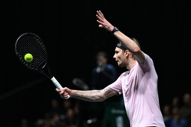 Rolex Paris Masters - First Round Alexander Bublik (KAZ) during his first round match at the 2025 Rolex Paris Masters at the La Defense Arena, FRANCE, on October 27, 2025. Photo by Corinne Dubreuil ABACAPRESS.COM Paris France  Copyright: xDubreuilxCorinne ABACAx