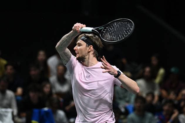 Rolex Paris Masters - First Round Alexander Bublik (KAZ) during his first round match at the 2025 Rolex Paris Masters at the La Defense Arena, FRANCE, on October 27, 2025. Photo by Corinne Dubreuil ABACAPRESS.COM Paris France  Copyright: xDubreuilxCorinne ABACAx
