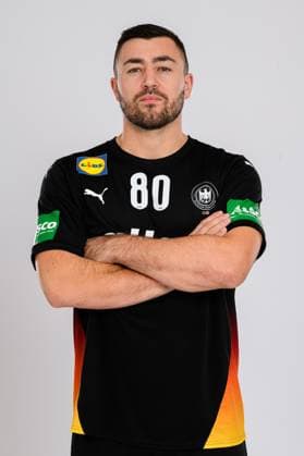 Muenchen: Handball DHB - 25 26 - Deutschland - Fotoshooting Jannik Kohlbacher (Deutschland) Portrait Gesicht Muenchen Bayern Deutschland