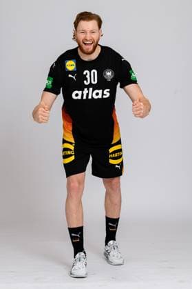 Muenchen: Handball DHB - 25 26 - Deutschland - Fotoshooting Tom Kiesler (Deutschland) Jubel Freude Emotion Muenchen Bayern Deutschland