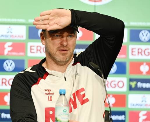 28.10.2025, xophax, Fussball , DFB - Pokal , 2.Runde Saison 2025 2026 1.FC Köln Pressekonferenz vor dem DFB - Pokal Spiel gegen Bayern München Trainer Lukas Kwasniok Köln