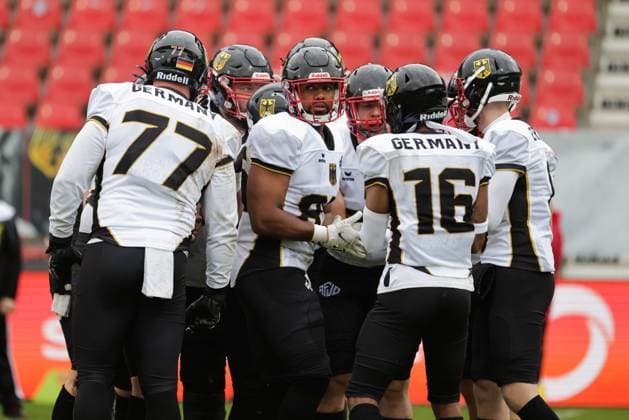 AMERICAN FOOTBALL - IFAF EC, ITA vs GER KREFELD,GERMANY,28.OCT.25 - AMERICAN FOOTBALL - IFAF European Championship, EM, Europameisterschaft bronze medal game, Italy vs Germany. Image shows the team of GER.  GEPAxpictures xDavidxBitzan