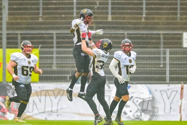 touchdown celebration, Team Germany vs Team Italy, American Football, European Championship, EM, Europameisterschaft Bronze Game, Season 2025, 28.10.2025, Krefeld Grotenburg Stadion Germany Copyright: xFootxBowl JUSTxSHOTSx