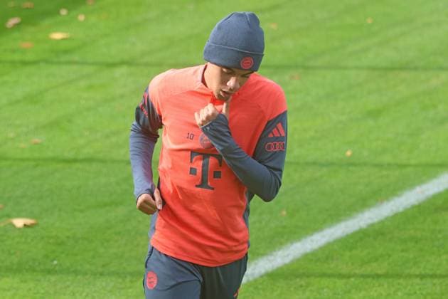 Jamal Musiala, beim Reha-Training, nach Wadenbeinbruch, Sprunggelenksluxation, Fussball FC Bayern München Training an der Säbenerstrasse 28.10.2025 FOTO: Mladen Lackovic LakoPress