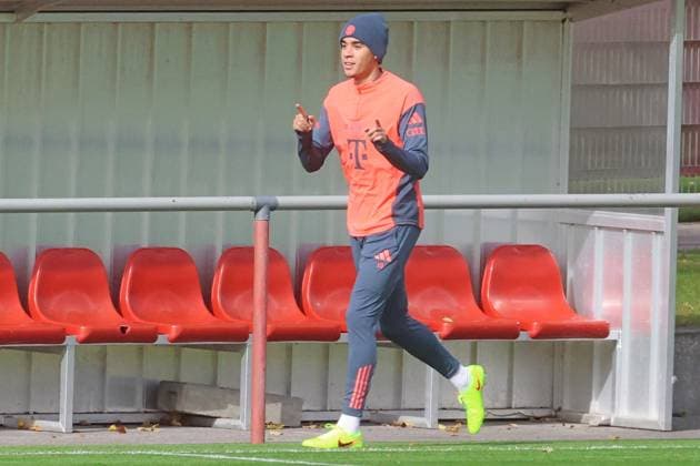 Jamal Musiala, beim Reha-Training, nach Wadenbeinbruch, Sprunggelenksluxation, Fussball FC Bayern München Training an der Säbenerstrasse 28.10.2025 FOTO: Mladen Lackovic LakoPress