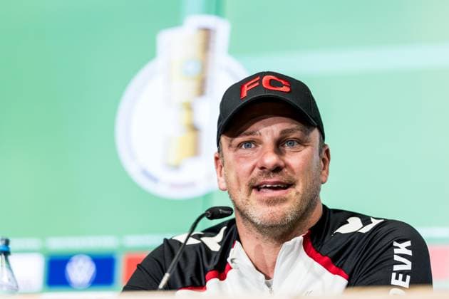 COLOGNE, GERMANY - OCTOBER 28: Lukas Kwasniok (Head Coach 1. FC Koeln) during the pre game press conference, PK, Pressekonferenz before the DFB Pokal match between 1. FC Koeln and FC Bayern Muenchen at RheinEnergiestadion on October 28, 2025 in Cologne, Germany. DFB REGULATIONS PROHIBIT ANY USE OF PHOTOGRAPHS AS IMAGE SEQUENCES AND OR QUASI-VIDEO. North Rhine Westphalia Germany Copyright: xBEAUTIFULxSPORTS Wunderlx