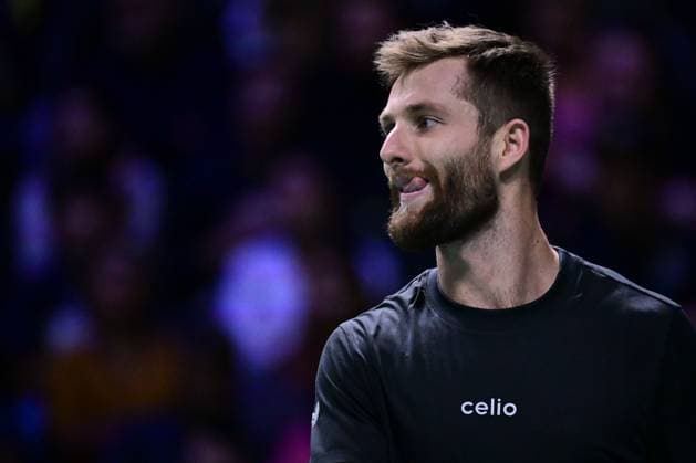 TENNIS : Rolex Paris Masters - Paris - 28 10 2025 Attitude of Corentin MOUTET ( France ) during the Rolex Paris Masters at Paris La Defense Arena on October 28, 2025 in Nanterre, France. (Photo by Federico Pestellini PSNewz ) ParisFrance  Copyright: xFedericoxPestellinix