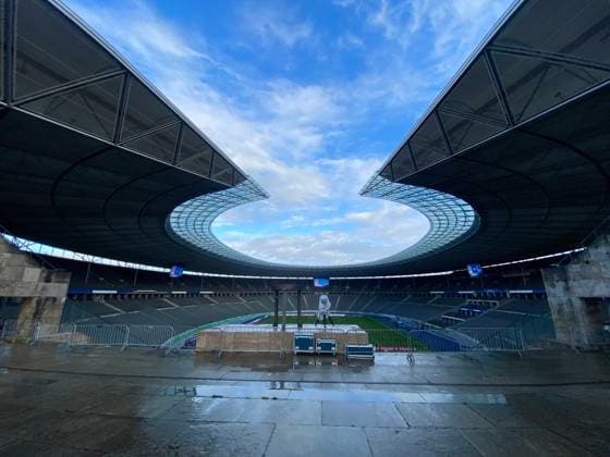 28.10.2025, xmohx, Fussball DFB Pokal 2.Runde, Hertha BSC Berlin - SV Elversberg v.l. Stadionübersicht Olympiastadion Berlin (DFL DFB REGULATIONS PROHIBIT ANY USE OF PHOTOGRAPHS as IMAGE SEQUENCES and or QUASI-VIDEO) Berlin