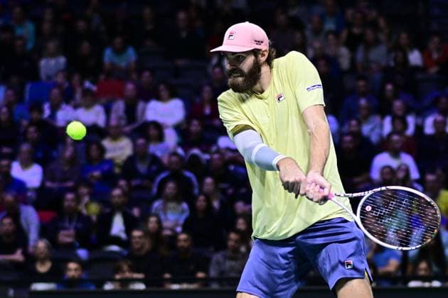 TENNIS : Rolex Paris Masters - Paris - 28 10 2025 Reilly Opelka ( USA ) during the Rolex Paris Masters at Paris La Defense Arena on October 28, 2025 in Nanterre, France. (Photo by Federico Pestellini PSNewz ) ParisFrance  Copyright: xFedericoxPestellinix