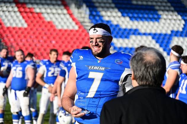 28.10.2025 xkhx Krefeld Grotenburg-Stadion American-Football-Europameisterschaft 2025 Italien - Deutschland Spiel um Platz 3 Italien gewinnt das kleine Finale um Platz 3 und jubelt. hier Zahradka Luke (7, ITA)