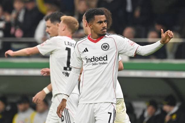 Torjubel Ansgar KNAUFF (Eintracht Frankfurt) nach Tor zum 1-0, Jubel,Freude,Begeisterung,Aktion, Fussball DFB Pokal , 2.Runde Eintracht Frankfurt - Borussia Dortmund am 28.10..2025 , DEUTSCHE BANK PARK Saison 2025 2026,