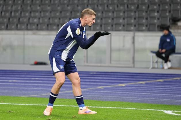 Hertha BSC vs SV Elversberg, 28.10.2025 BERLIN, GERMANY - OCTOBER 28: goal, celebration, cheering. Michaël Cuisance (Hertha BSC 10) celebrates scoring the 1:0 goal, during the DFB Cup match (round 2) between Hertha BSC vs SV Elversberg at Olympiastadion on October 28, 2025 in Berlin, Germany. DFL REGULATIONS PROHIBIT ANY USE OF PHOTOGRAPHS AS IMAGE SEQUENCES AND OR QUASI-VIDEO. Copyright: xBEAUTIFULxSPORTS Frankex