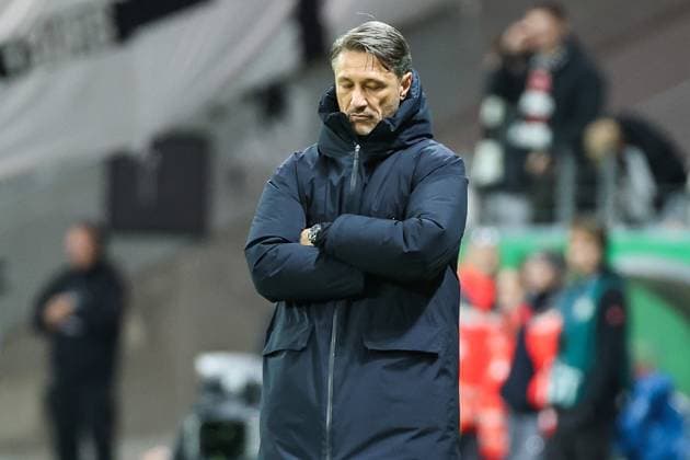 Fußball DFB Pokal - Eintracht Frankfurt - Borussia Dortmund am 28.10.2025 im Deutsche Bank Park in Frankfurt Trainer Niko Kovac (Dortmund) unzufrieden, enttäuscht, enttaeuscht, niedergeschlagen