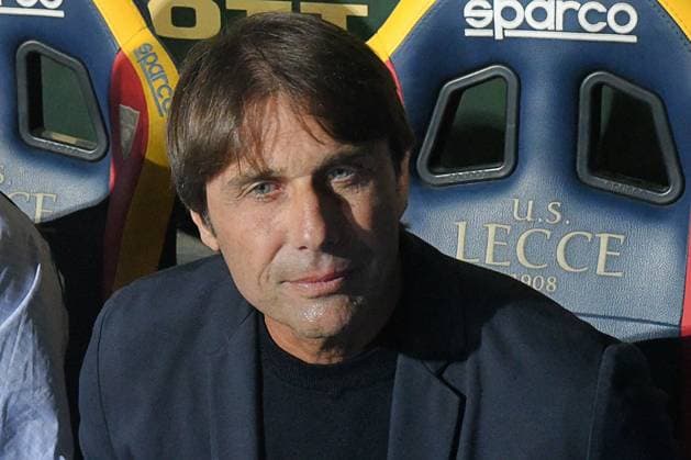 Antonio Conte (Head coach SSC Napoli) during US Lecce vs SSC Napoli, Italian soccer Serie A match in Lecce, Italy, October 28 2025  Copyright: xPasqualexGolia IPAxSportx xipa-agency.netx xx IPA_67188420 IPA_Agency_IPA67188420