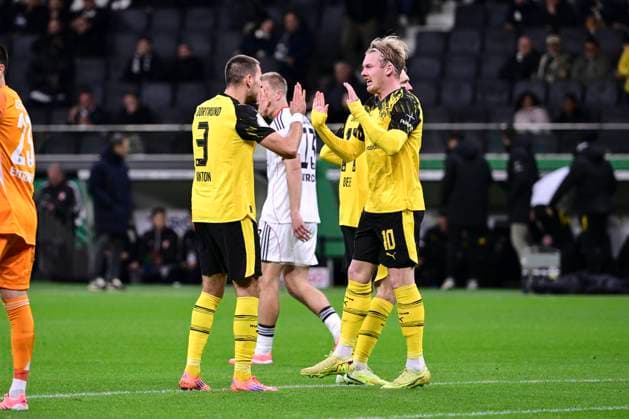 Torjubel zum 1:1 durch Julian Brandt 10 (Borussia Dortmund), Eintracht Frankfurt vs. Borussia Dortmund, DFB-Pokal, 2. Runde, 28.10.2025 DFB regulations prohibit any use of photographs as image sequences and or quasi-video Frankfurt Hessen Deutschland