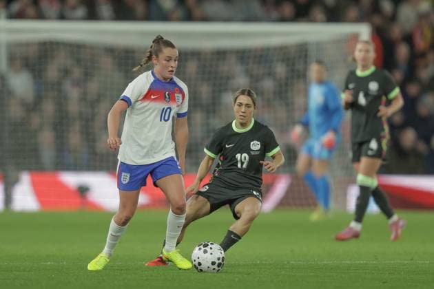 England Women v Australia Women Friendly 28 10 2025. Ella Toone of England during the Friendly match between England Women and Australia Women at the Pride Park, Derby, England on 28 October 2025. Editorial use only , Copyright: xJezxTighex PSI-23131-0026