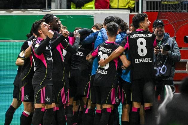 GER, DFB Pokal, 1. FC Heidenheim vs Hamburger SV 28.10.2025, Voith-Arena, Heidenheim, GER, DFB Pokal, 1. FC Heidenheim vs Hamburger SV, im Bild Hamburger Torjubel nach Tor zum 0:1