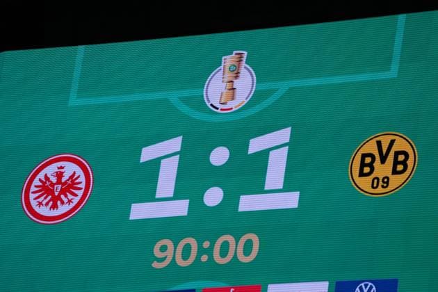 Verlängerung in Frankfurt - Frankfurt 28.10.2025: Eintracht Frankfurt vs. Borussia Dortmund, Deutsche Bank Park, 2. Runde DFB-Pokal