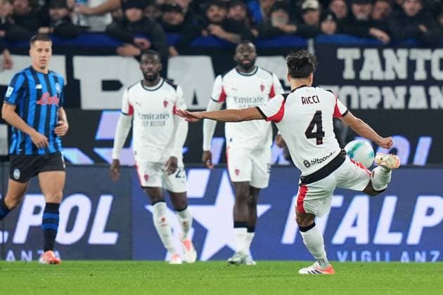 AC Milan s Samuele Ricci scores 0-1 during the Serie A soccer match between Atalanta and Ac Milan at the New Balance Stadium in Bergamo , north Italy - Tuesday , October 28 , 2025. - Soccer .  Copyright: xSpada LaPressex