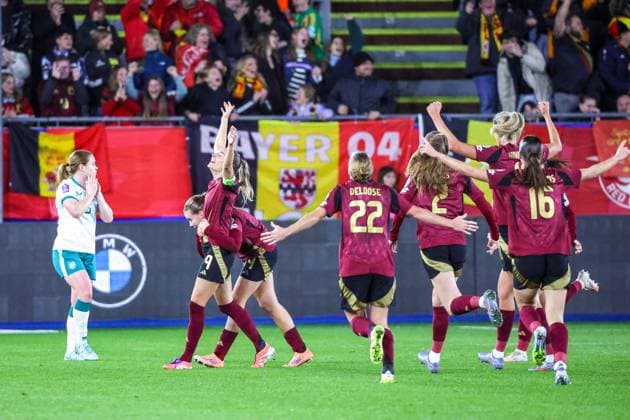 251028 BELGIUM VS IRELAND Belgian players celebrating the second goal of Tessa Wullaert (9) of Belgium (2-0) during a female soccer match between women™s national teams of Belgium, called Red Flames and Ireland, 2025-2026 season of UEFA Women™s Nations League Promotion relegation play-off , on Tuesday 28 October 2025, in Leuven, BELGIUM . PHOTO SPORTPIX Sevil OKTEM LEUVEN DEN DREEF Vlaams-Brabant Belgium  Copyright: xSportpix.bex xSevilxOktemxSevilxOktemx