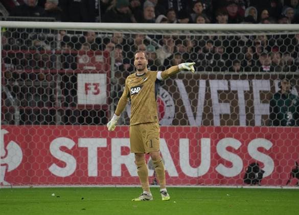 GER, DFB Pokal, FC St. Pauli vs TSG Hoffenheim 28.10.2025, Millerntor-Stadion, Hamburg, GER, DFB Pokal, FC St. Pauli vs TSG Hoffenheim , im Bild Torwart Oliver Baumann (Hoffenheim)
