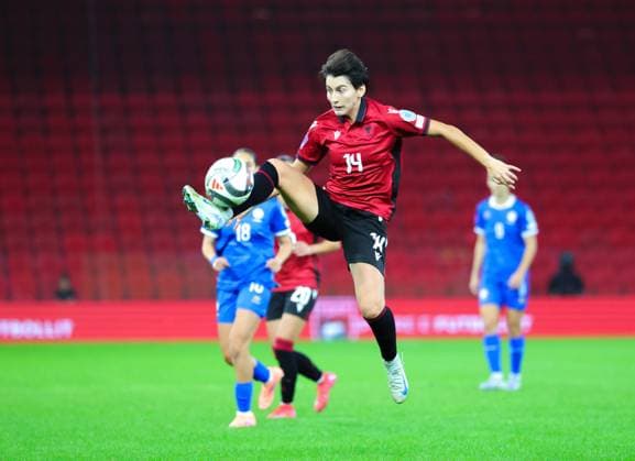 October 28, 2025, Tirana, Tirana, Albania: Ezmiralda Franja of Albania in action during their FIFA Women s World Cup 2027 Promotion Relegation play-off match Albania vs Cyprus at Air Albania Stadium in Tirana, Albania on 28 October 2025. Tirana Albania - ZUMAb266 20251028_zip_b266_032 Copyright: xArmandoxBabanix
