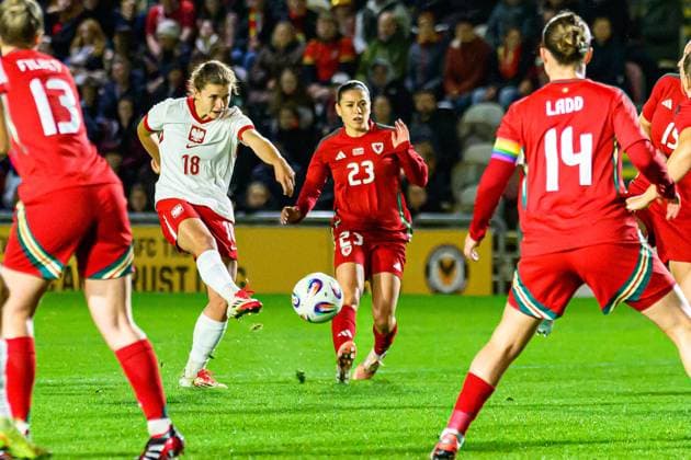 28.10.2025 WALIA , NEWPORT, STADION RODNEY PARADE, PILKA NOZNA KOBIET ( WOMEN S FOOTBALL) MECZ TOWARZYSKI WALIA (WALES - POLAND ) WALIA - POLSKA ¨NZ. NADIA KREZYMAN FOTO RADOSLAW JOZWIAK CYFRASPORT NEWSPIX.PL --- Newspix.pl POLAND OUT!  RA2_3929