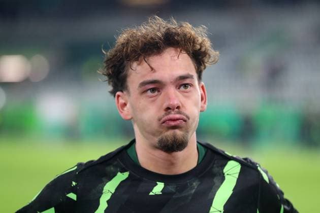 VfL vs. Kiel, 2. Runde DFB Pokal Wolfsburg, 28.10.2025, FUßBALL - VfL Wolfsburg vs. Holstein Kiel, 2. Runde DFB Pokal, Saison 2025 26. Aaron Zehnter (VfL Wolfsburg) Wolfsburg