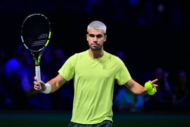 TENNIS : Rolex Paris Masters - Paris - 28 10 2025 Attitude of Carlos Alcaraz ( Spain ) during the Rolex Paris Masters at Paris La Defense Arena on October 28, 2025 in Nanterre, France. (Photo by Federico Pestellini PSNewz ) ParisFrance  Copyright: xFedericoxPestellinix