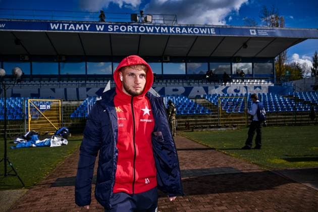 29.10.2025 KRAKOW STADION MIEJSKI UL. PTASZYCKIEGO 4 ( POLAND ) PILKA NOZNA ( FOOTBALL ) STS PUCHAR POLSKI SEZON 2025 2026 ( POLISH CUP 1 16 FINAL ) 1 16 FINALU MECZ HUTNIK KRAKOW - WISLA KRAKOW ( GAME ) NZ KACPER DUDA SYLWETKA FOTO MICHAL STANCZYK CYFRASPORT NEWSPIX.PL --- Newspix.pl POLAND OUT!  20251029CSMS0006