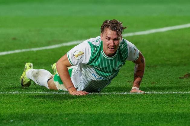 Entaeuschung, Frust bei Felix Klaus 30 (Spvgg Greuther Fuerth) nach einer Chance, SpVgg Greuther Fuerth vs. 1. FC Kaiserslautern, Fussball, Maenner, DFL, DFB-Pokal, Saison 2025 2026, Sportpark Ronhof Thomas Sommer, Zweite Runde, 29.10.2025 Fuerth Bayern Deutschland