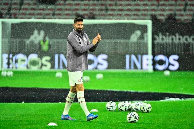 FOOTBALL : OGC Nice vs LOSC Lille - ligue 1 - 29 10 25 Lille s forward 9 Olivier Giroud during warmup of the French L1 2025-2026 season football match between OGC Nice and LOSC Lille at Louis II stadium of Monaco, south France, on October 29, 2025. NICEFrance  Copyright: xfredxDIDES psnewzx