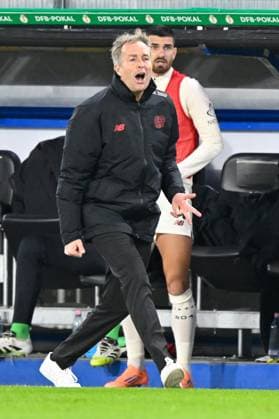 Paderborn, Home Deluxe Arena, 29.10.25, GER, Herren, DFB-Pokal, 2.Runde, Saison 2025-2026, SC Paderborn 07 - Bayer 04 Leverkusen Bild: Trainer Kasper HJULMAND (Leverkusen) DFB regulations prohibit any use of photographs as image sequences and or quasi-video. Nordrhein-Westfalen Deutschland
