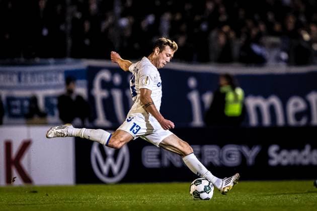 Fussball, Saison 2025 2026, DFB-Pokal, Vöhlinstadion Illertissen, 2. Runde, FV Illertissen - 1. FC Magdeburg, 29.10.2025 29.10.2025, Fussball, Saison 2025 2026, DFB-Pokal, Vöhlinstadion Illertissen, 2. Runde, FV Illertissen - 1. FC Magdeburg, Freisteller Einzelbild 13 Connor Krempicki (1. FC Magdeburg) Foto: Lucca Fundel Illertissen Vöhlinstadion Bayern Deutschland